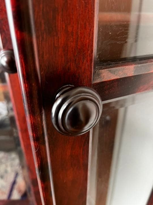 民藝家具　大型収納棚(本棚　食器棚) 桜無垢材　経年変化による深いいい色合い