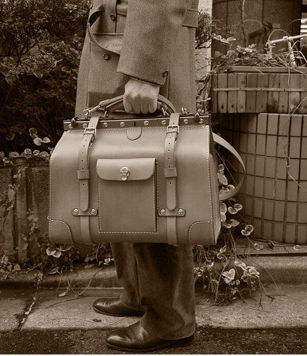 HERZ限定モデル 「グラッドストン・バッグ」 - メルカリ