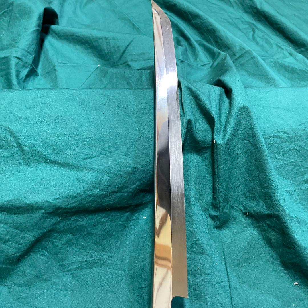 刀型刺身包丁　銀３本焼　先丸尺１寸　表鏡面　炎作り鍛造本焼