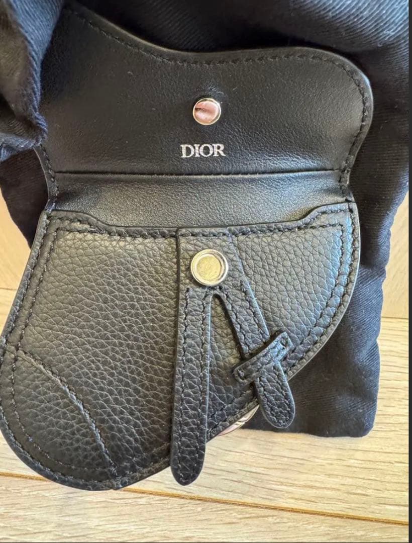 【新品同様】DIOR ディオール ケース ブラック キーホルダー サドル型