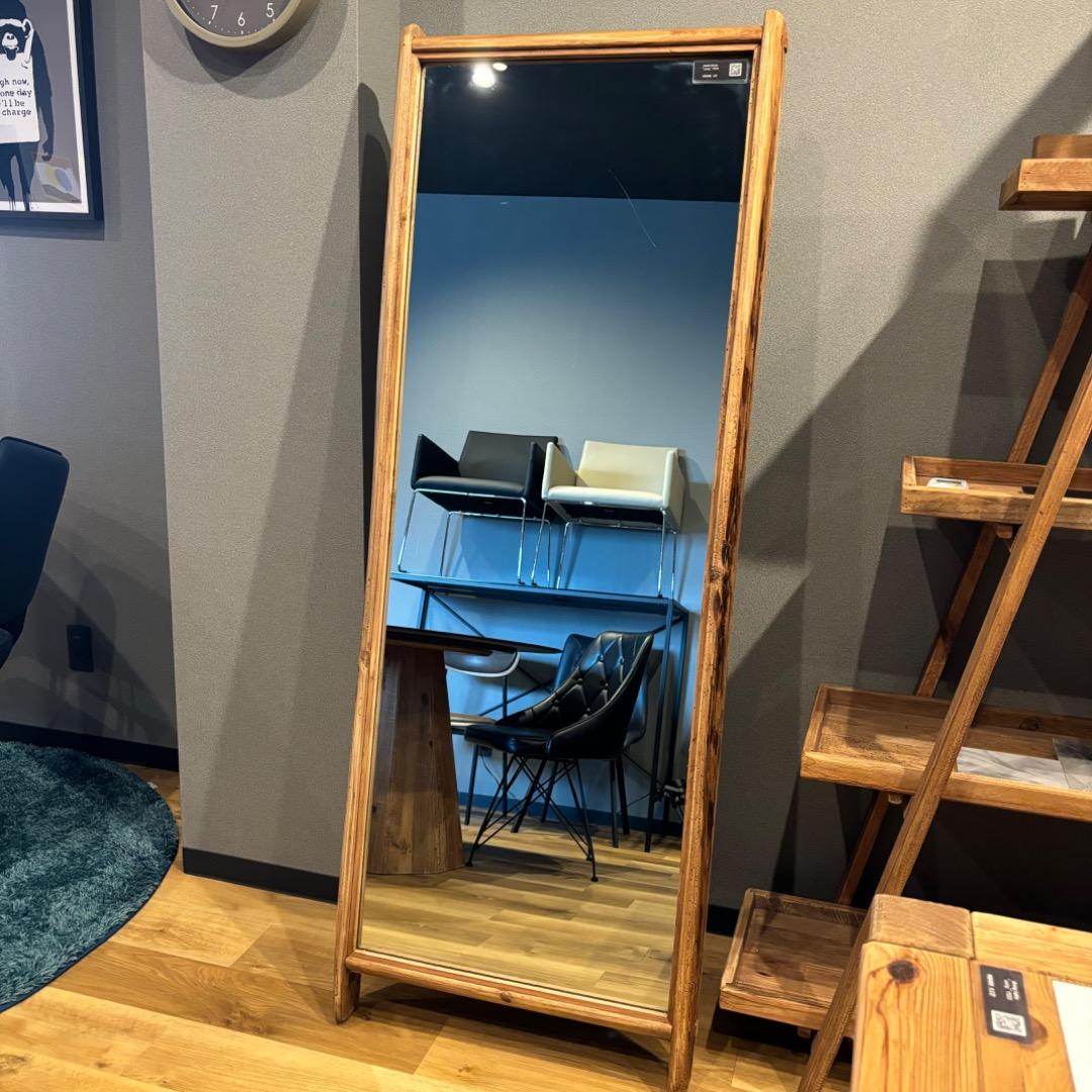 スタンドミラー　全身鏡　木製お洒落　可愛い　ウッドフレーム　北欧　古材　天然木