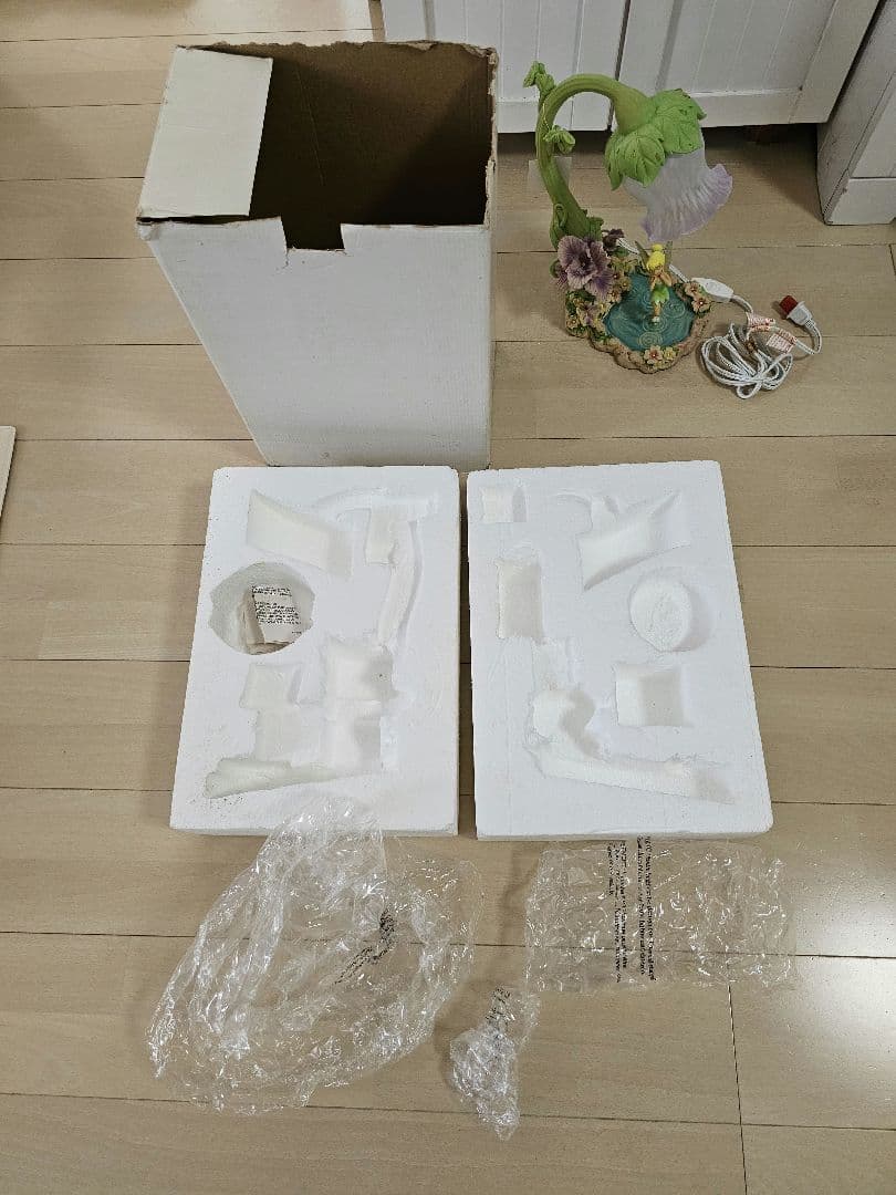 ティンカーベル　ランプ　ライト　ディズニー　置物　フラワー　花　レア　フェアリー