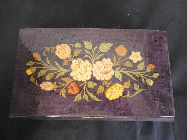 オルゴール付宝石箱　イタリア製　M１３９２