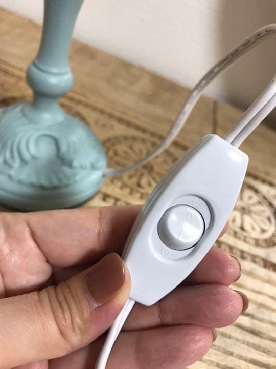 【3日間限定タイムセール】ローラアシュレイのテーブルランプ