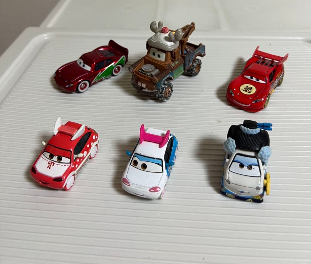 カーズミニカー、マテル（クリスマスメーター、クリスマスマックイン、龍ペイント）