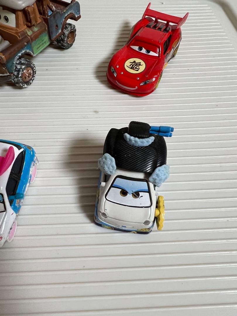 カーズミニカー、マテル（クリスマスメーター、クリスマスマックイン、龍ペイント）