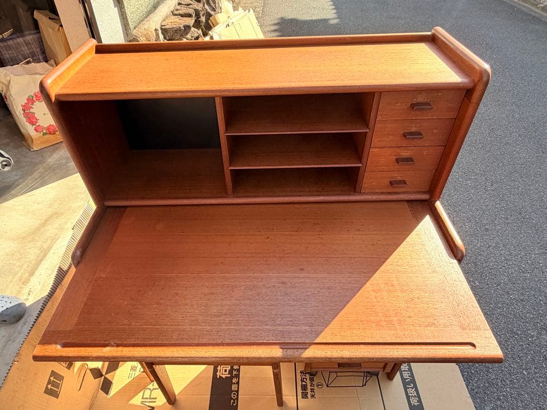 70年代ビンテージ　天然木チーク材 ライティングビューロー勉強机デスク