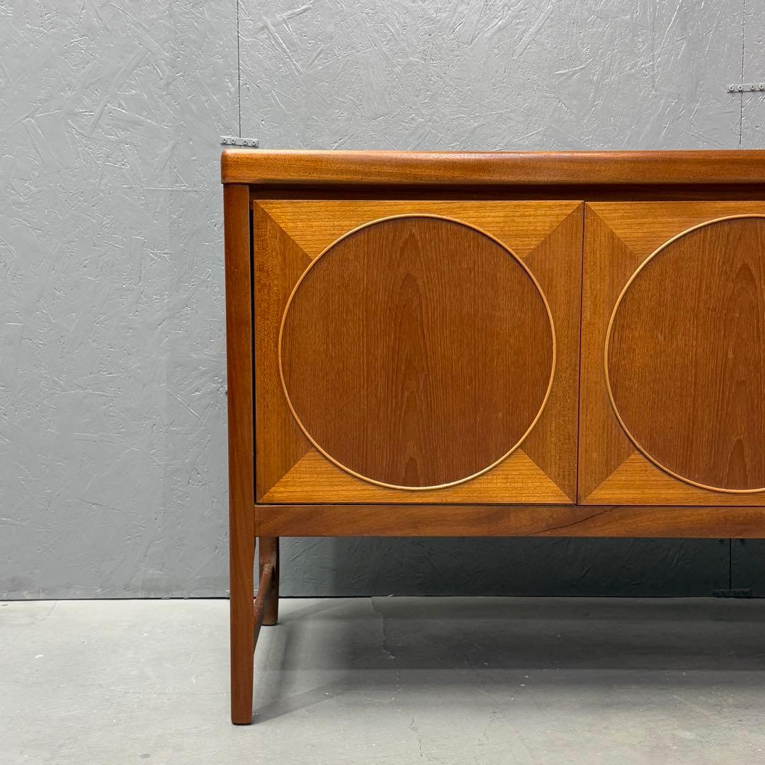 Nathan(ネイサン) サークルサイドボード (501)