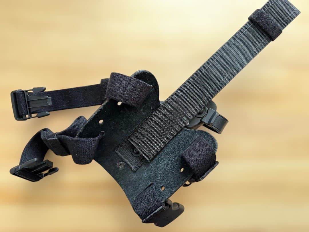 実物美品 Safariland 6004 -83 GLOCK17/22用 左用