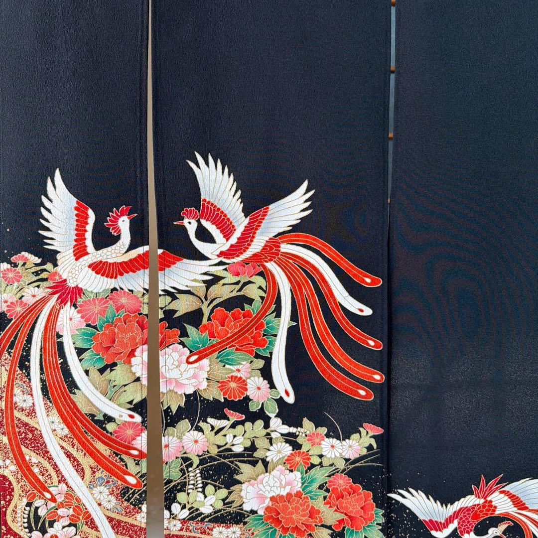 鳳凰模様の和風のれん　着物素材リメイク、ゴージャスな暖簾のれん！