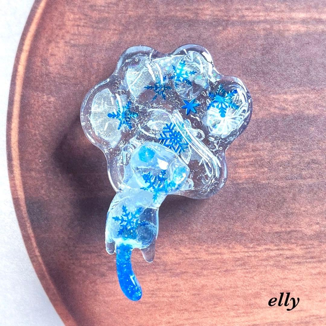 【ゆきゆっきー❄様】1660.天然石　和柄　じゃれ猫　レジン　キーホルダー