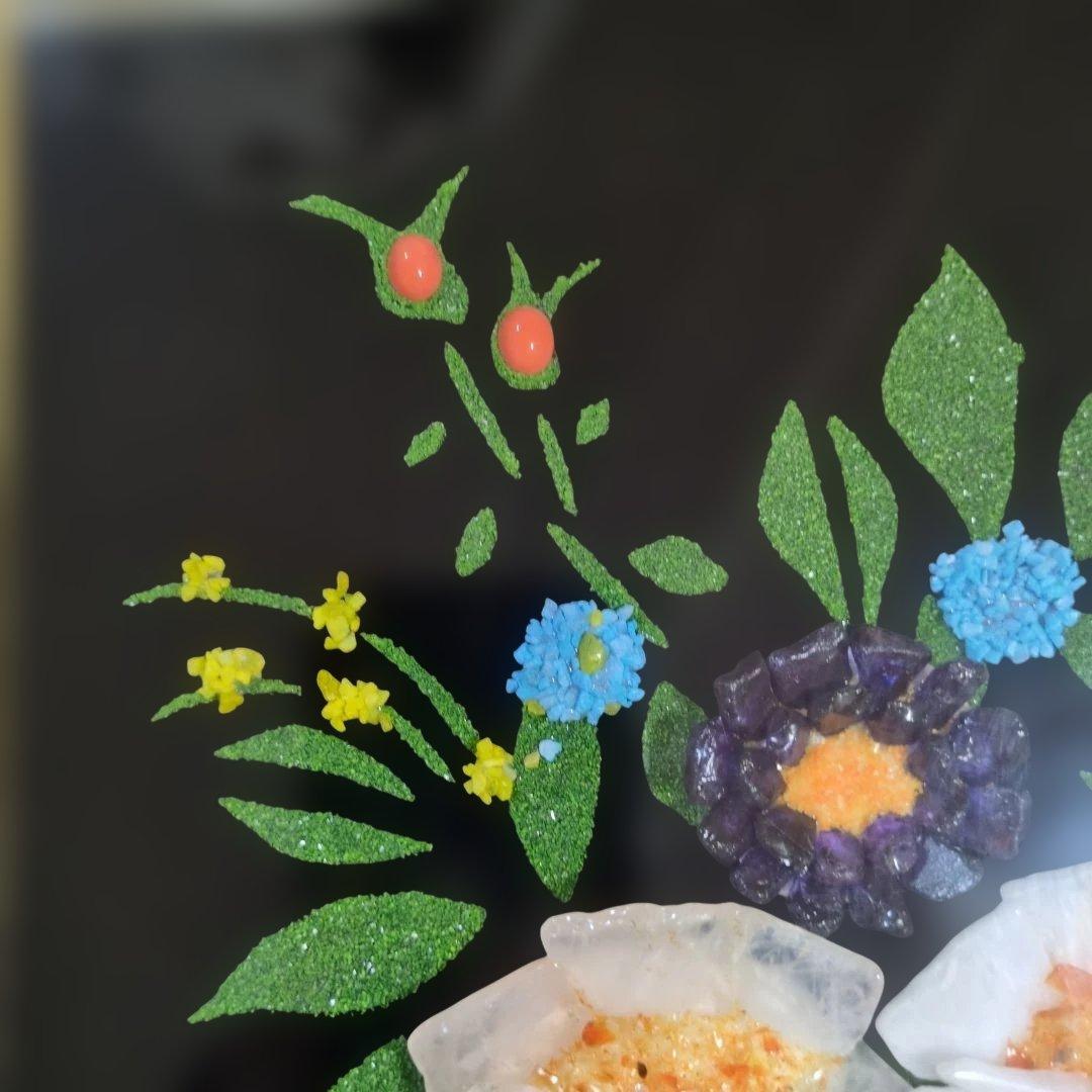 メノウを使用した装飾の花瓶と花のアート