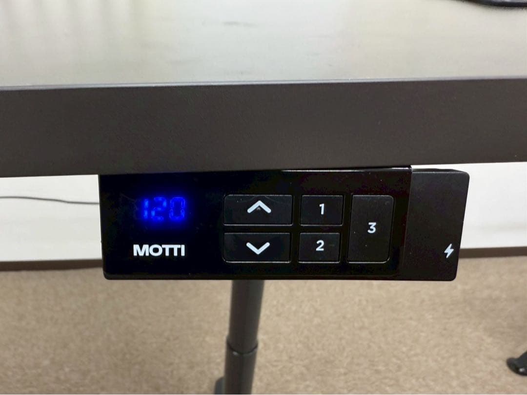 SI262☆極美品☆モッティ☆昇降式☆デスク☆高さ調整☆電動昇降☆Poka3