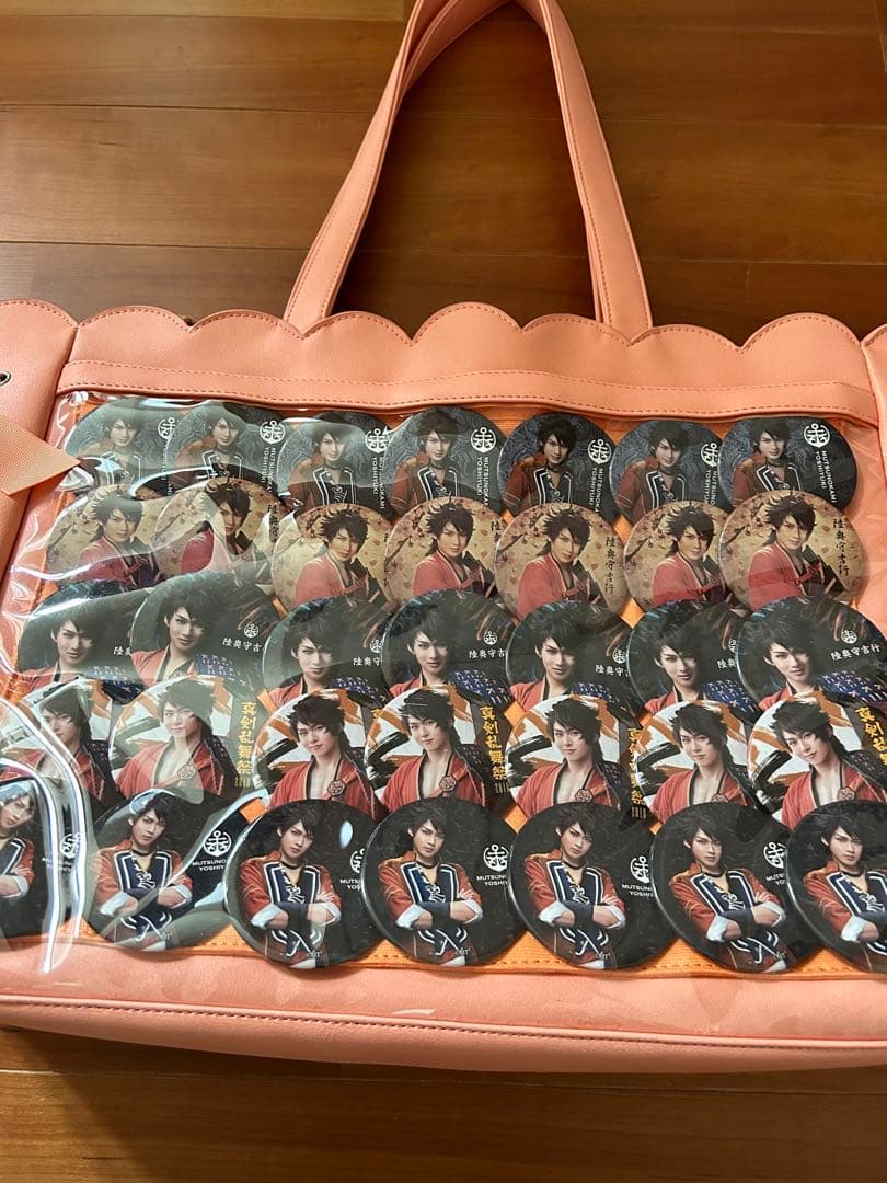 刀剣乱舞 刀ミュ 陸奥守吉行 痛バ 缶バッジ - メルカリ