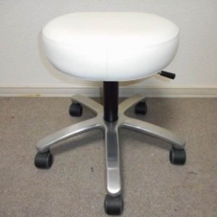 タカラベルモント チェア レーヌ