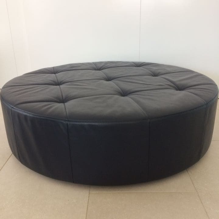 極上品ポルトローナフラウ■PUFF CUBOソファオットマン■カッシーナ