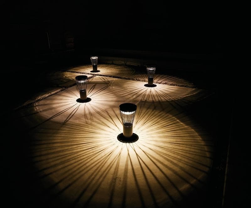 新品 ガーデンライト ソーラーライト ソーラーフラワー CURVE