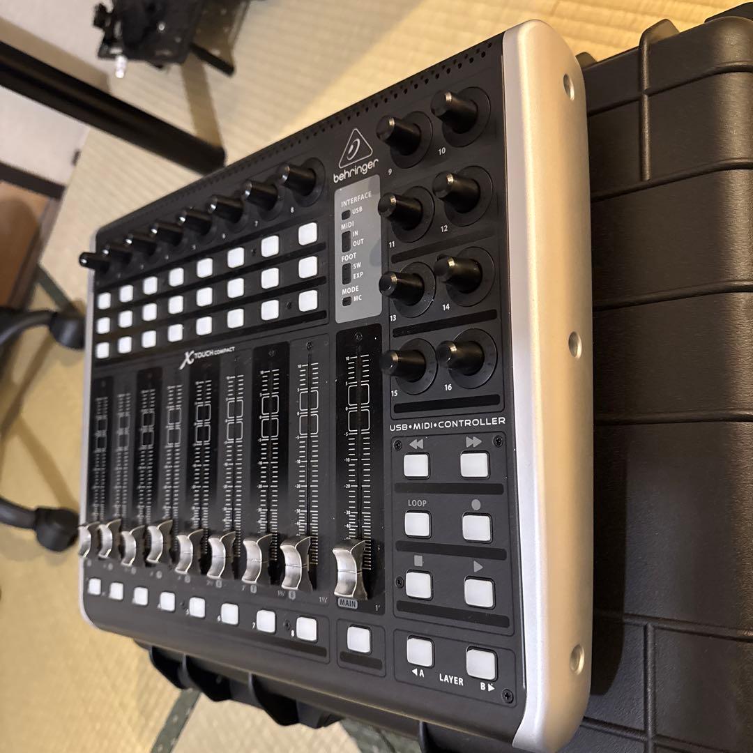 DTM・DAW Behringer X-Touch Compact