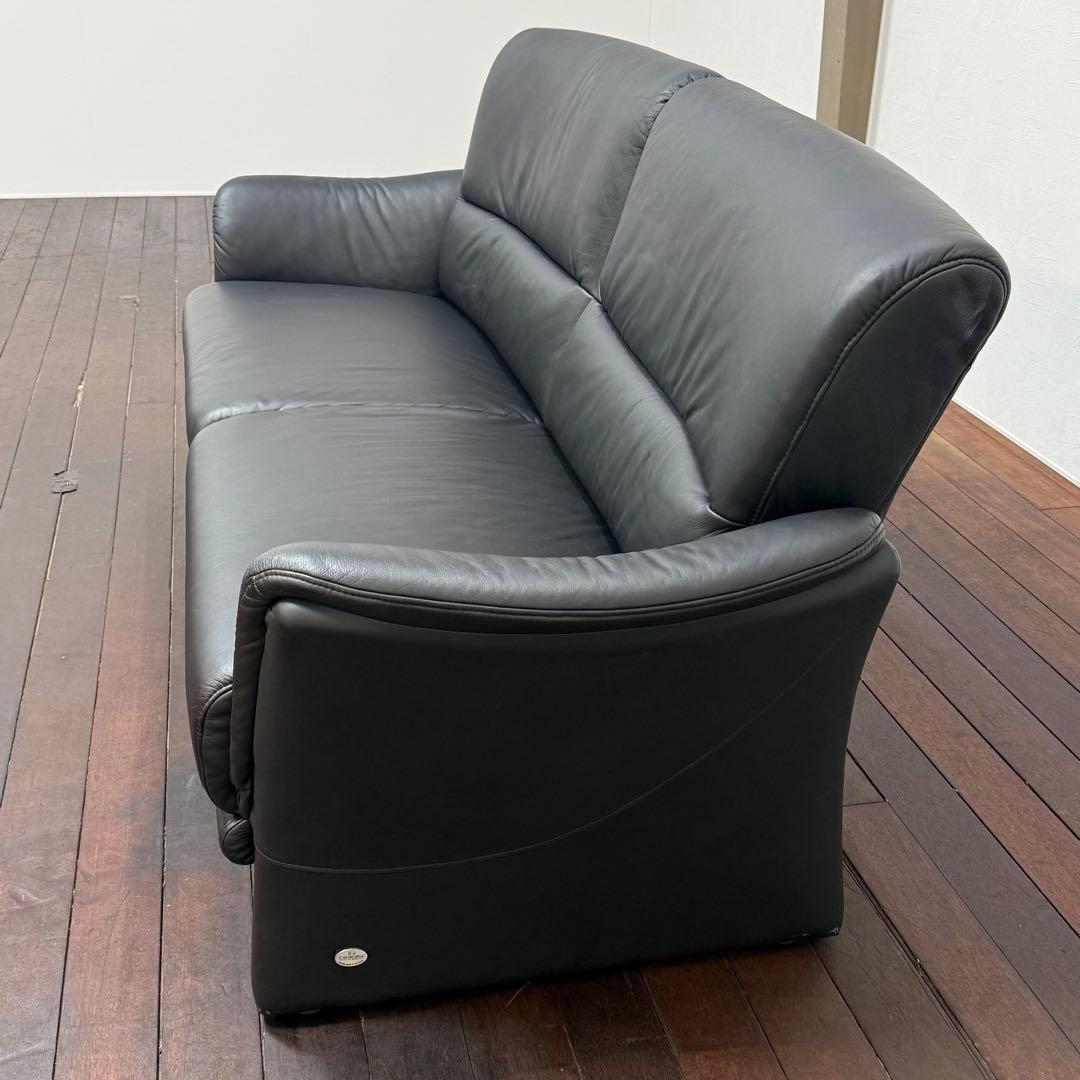 H21C23 himolla ヒモラ Cassel カッセル 2.5人掛けソファ