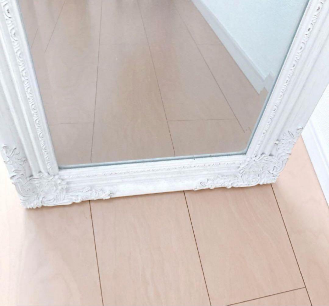 も*か様 アンティーク　シャビーシック　装飾的なホワイトスタンドミラーお正月だけ