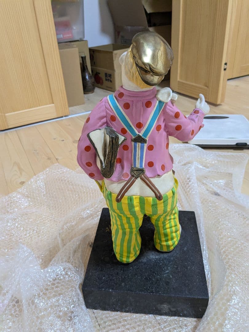 ブロンズ像ヒロ・ヤマガタ ドリーマーサイン入り - メルカリ