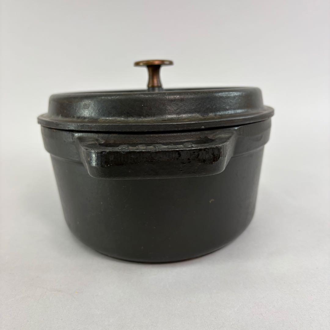 ストウブ ピコ・ココット オーバル 27cm ブラック - メルカリ