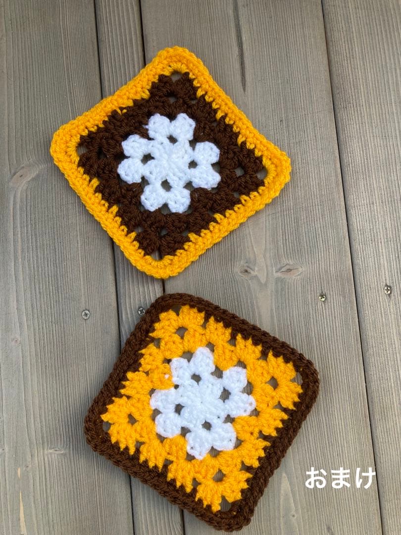 新品　ニットブランケット　グラニースクエア　モチーフ編み　レトロ雑貨　60年代