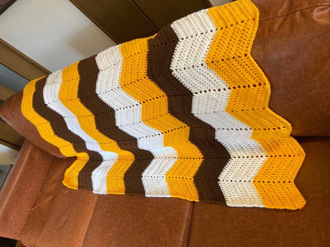 新品　ニットブランケット　グラニースクエア　モチーフ編み　レトロ雑貨　60年代