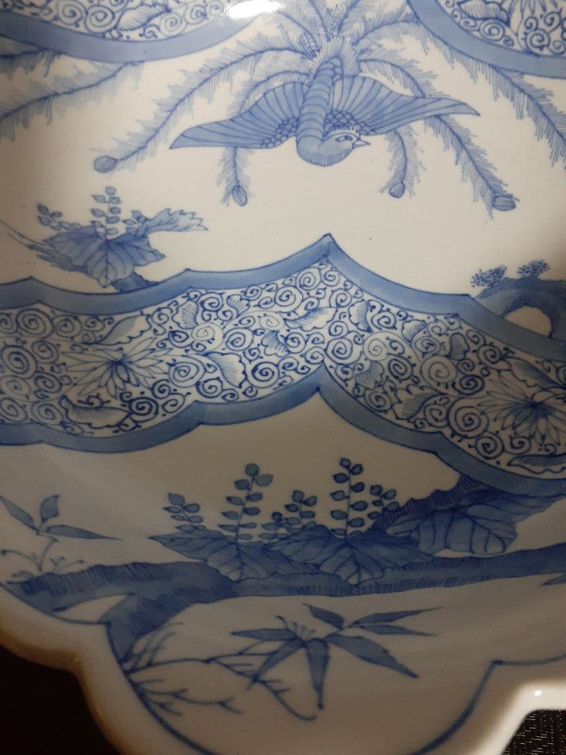【名品❗】江戸時代後期　古伊万里　染付　鳳凰に桐葉に渦巻き花唐草文様　変形大鉢