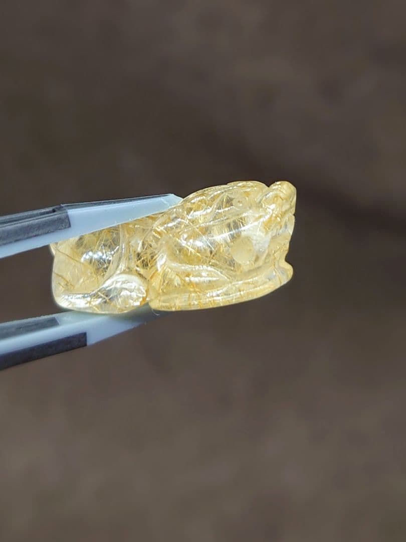 貔貅(ヒキュウ)置物 ルチルクォーツ