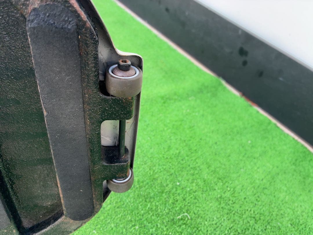 移動ローラー付き ベルトパーテーション2本売り