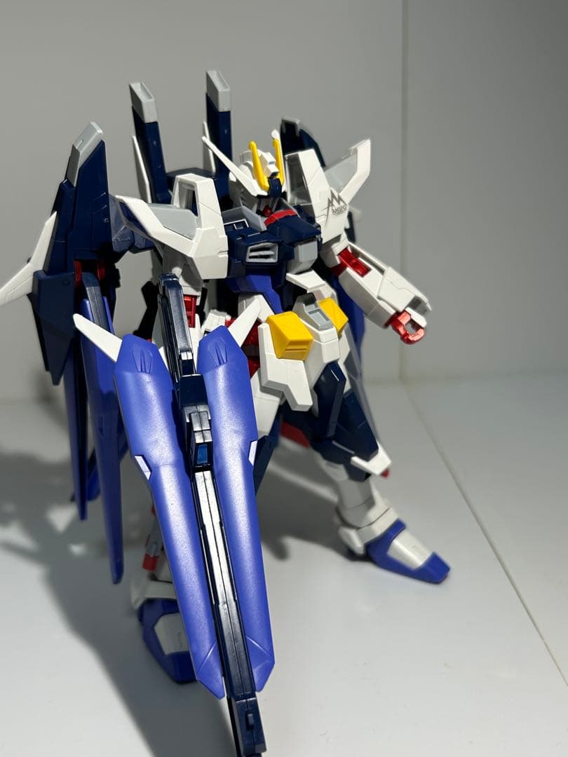プラモデル ガンプラ 組立済 HG 1/144 アメイジングストライク