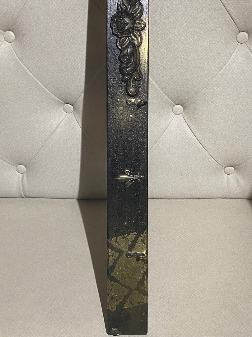 百合紋章♦️ローズ♦️ゴシック♦️壁掛け 4連ハンガーラック