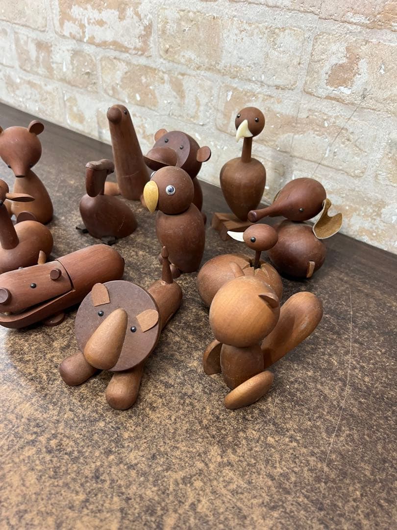 E2【used】 千趣会 ロイヤルペット 12種 木製置き場