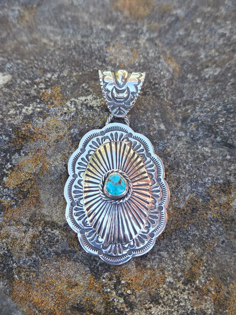 リポウズ　スタンプワーク　コンチョ　ペンダント　インディアンジュエリースタイル ショットコンチョ スタンプワーク シルバー ネックレス ペンダント