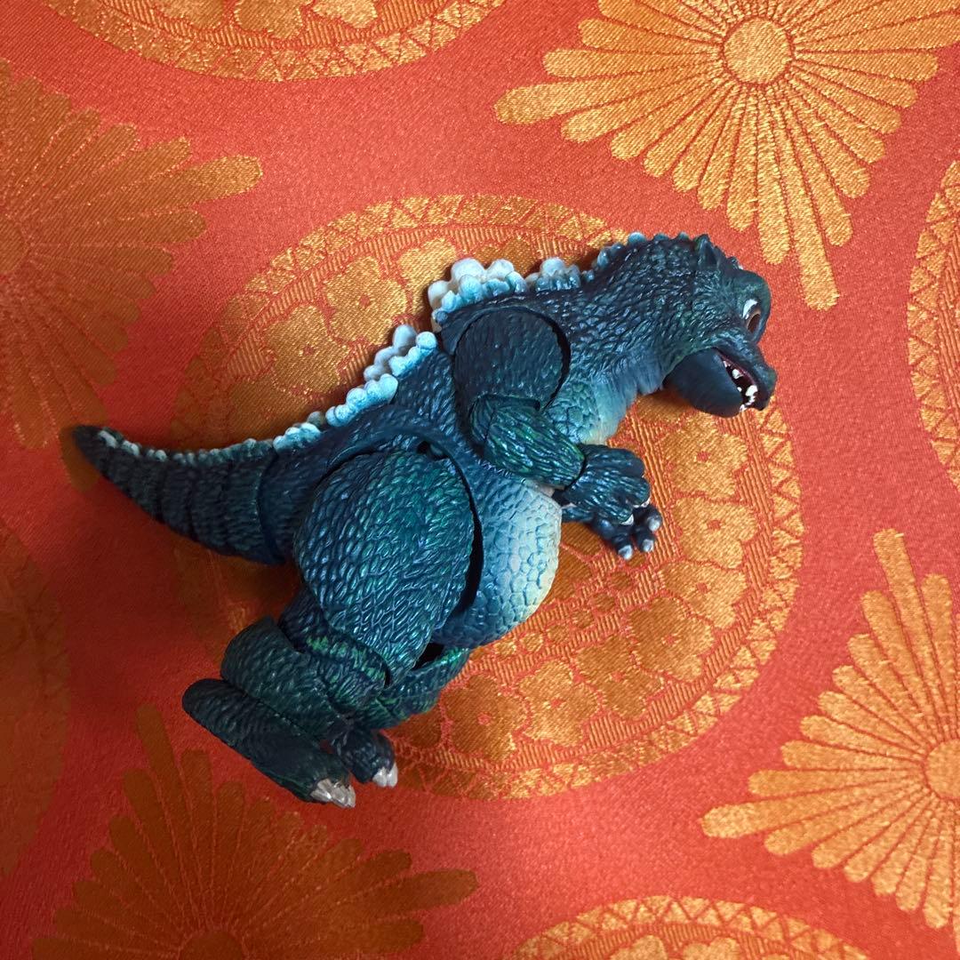 ゴジラ　S.H.Monsterarts リトルゴジラ