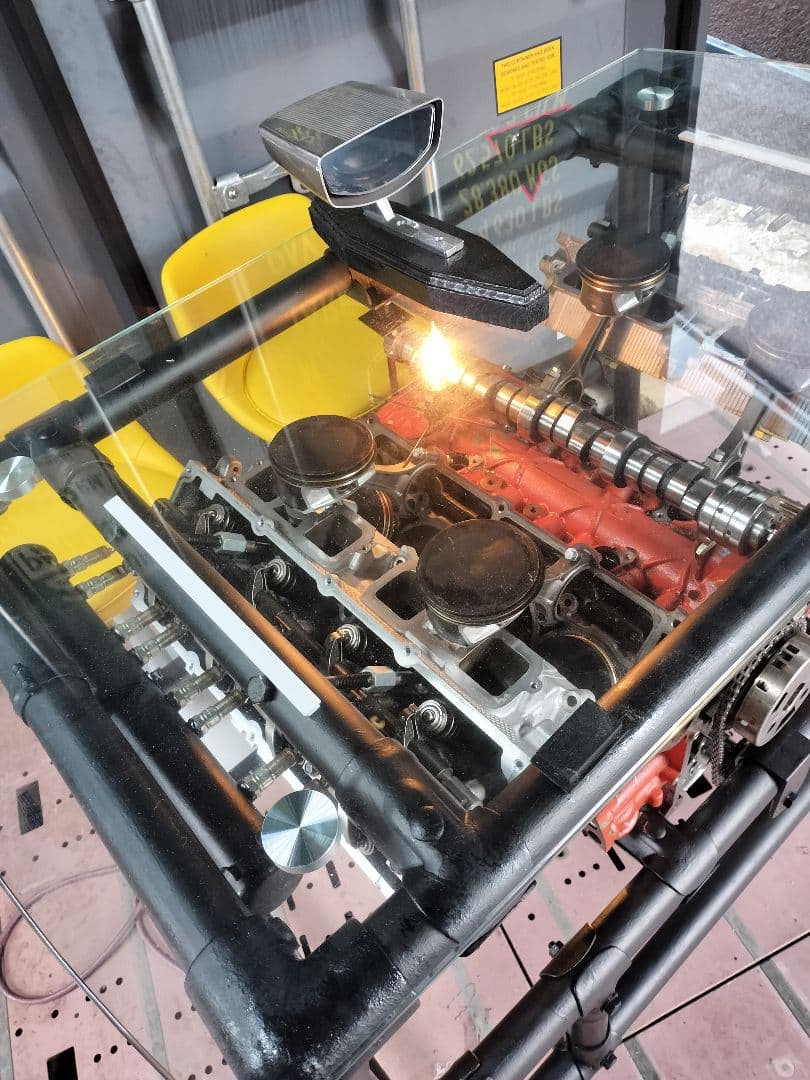 ダッヂチャレンジャーV8 6.4L エンジンカウンターテーブル エンジンテーブル