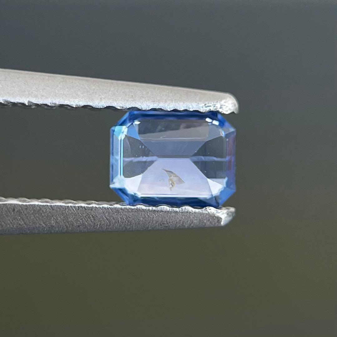 スリランカ産非加熱天然ブルーサファイアルース