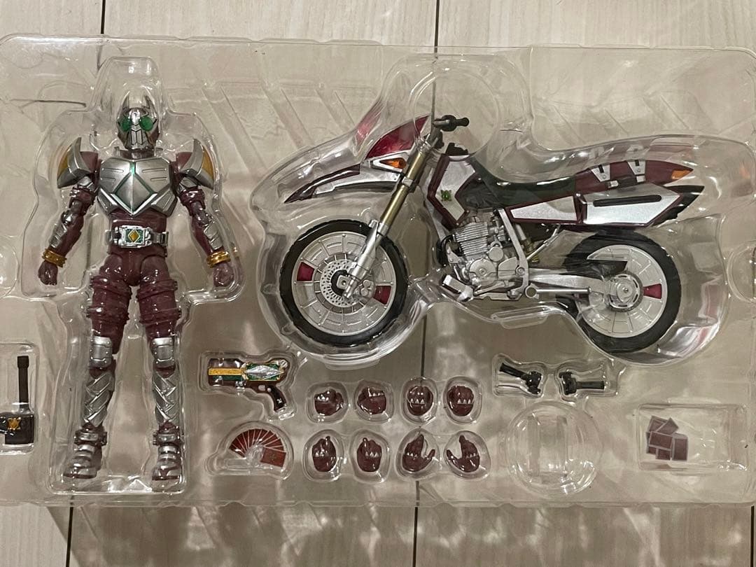 S.H.Figuarts 仮面ライダーギャレン＆レッドランバス＆レンゲルセット