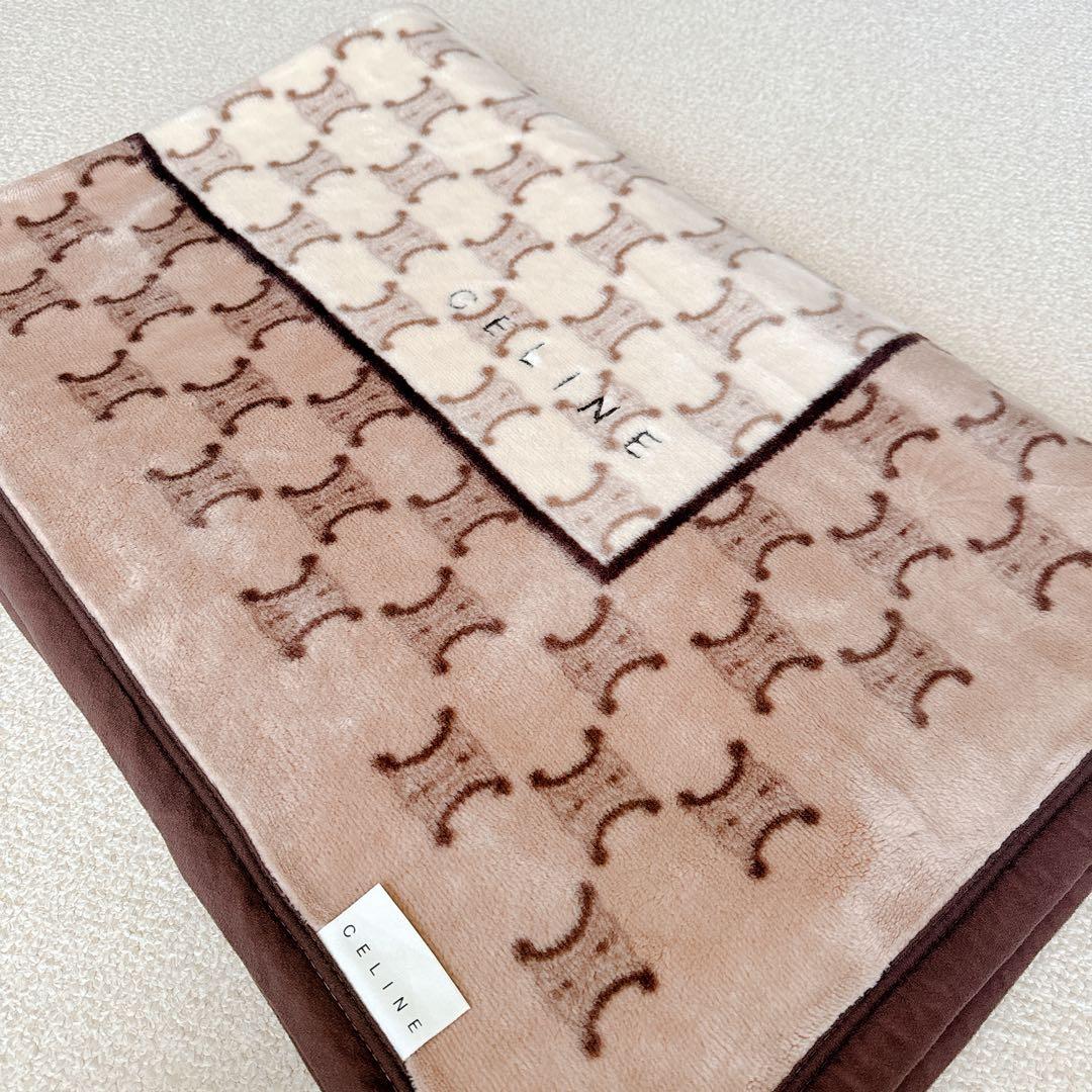 セリーヌ 毛布 ブランケット - メルカリ