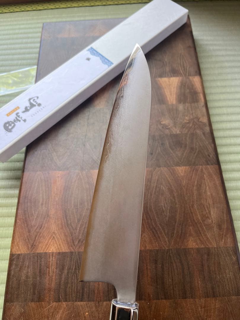 黒鳥鍛造　銀三　霞　牛刀　210mm 包丁　洋包丁　ステンレス　土佐打刃物