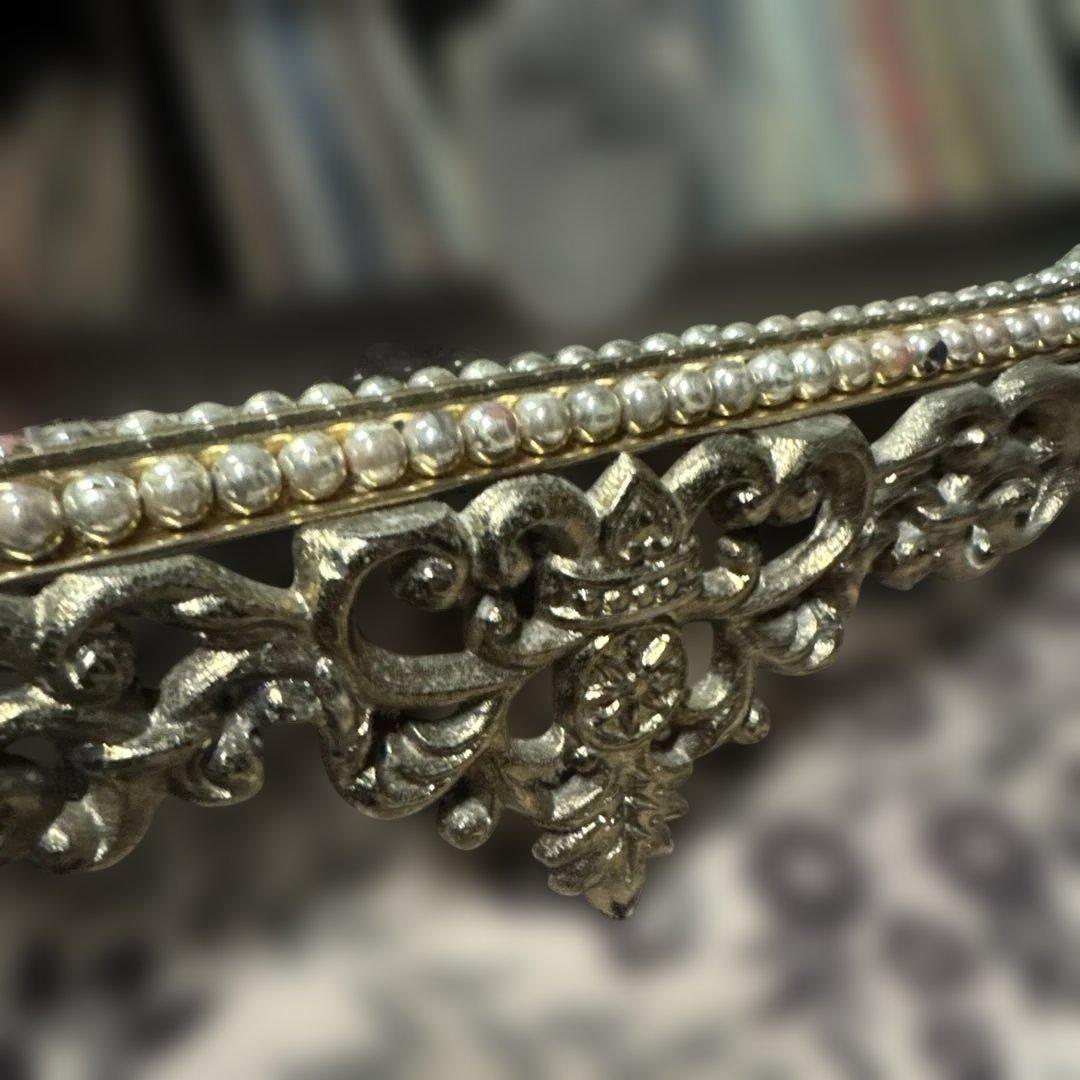 本日限定お値引き中　アンティーク　ミラー　ゴールド装飾