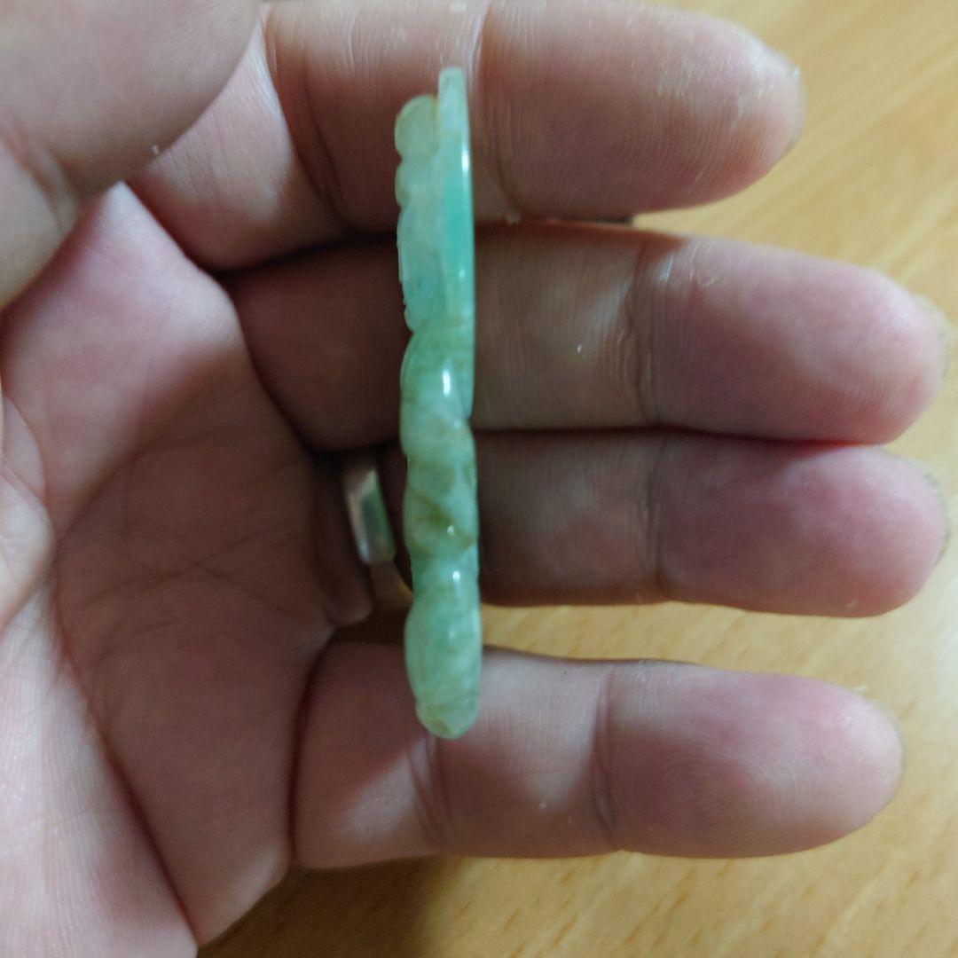 翡翠 仏像 ペンダント 箱付き