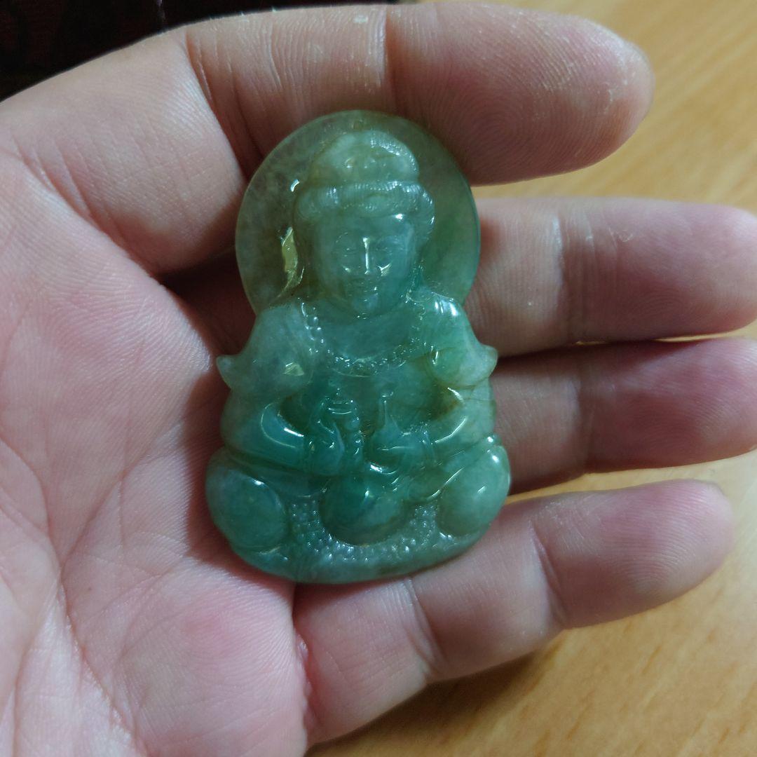 翡翠 仏像 ペンダント 箱付き