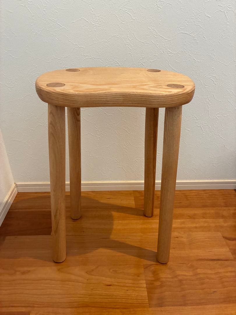 注文製作　栗の無垢材のスツール