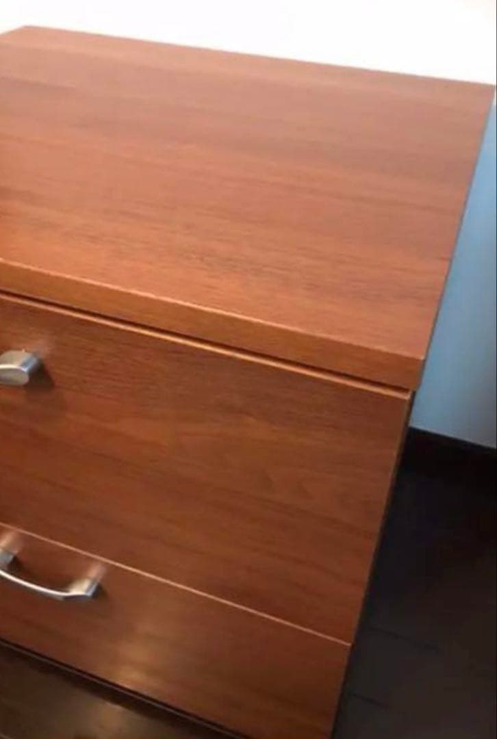 ボーコンセプトBoConcept 北欧家具ナイトスタンド サイドテール