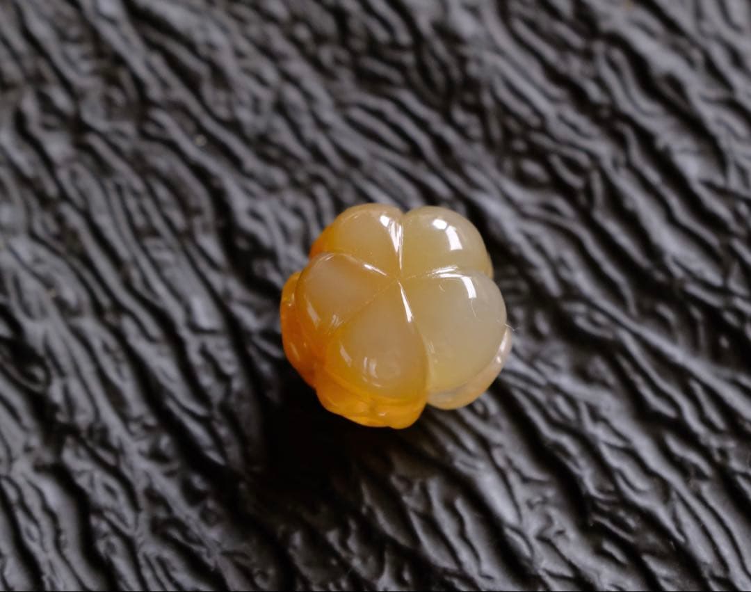 ゴビ石−1412 ゴビ瑪瑙　『銀杏』和菓子　彫刻