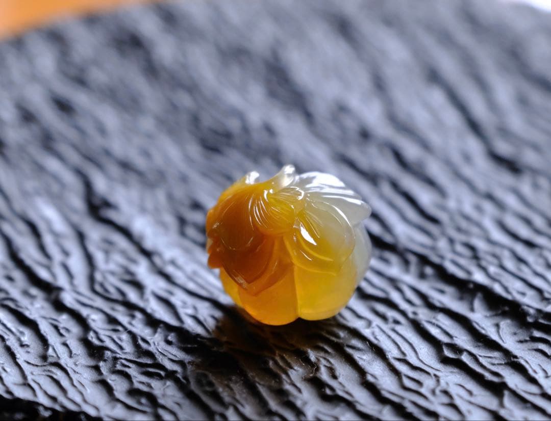 ゴビ石−1412 ゴビ瑪瑙　『銀杏』和菓子　彫刻