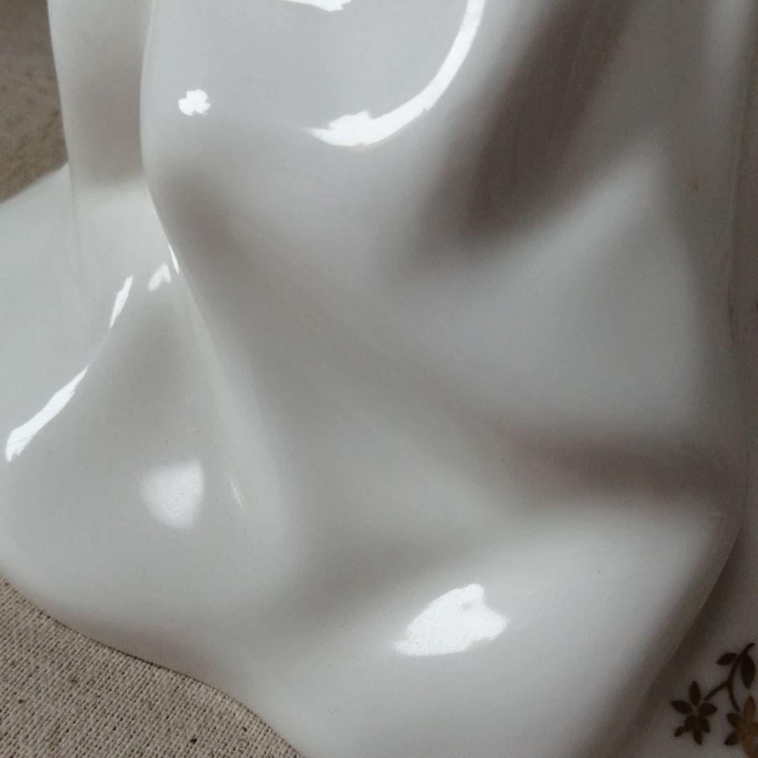 ロイヤルドルトン　フィギュリン　マイラブ　HN2339 陶器人形　フィギュア