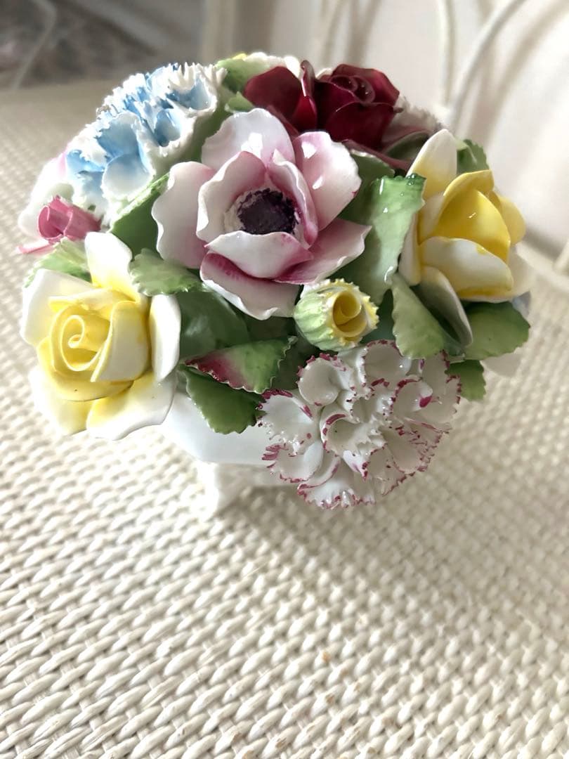 ロイヤルドルトン 陶花 薔薇 花束 英国